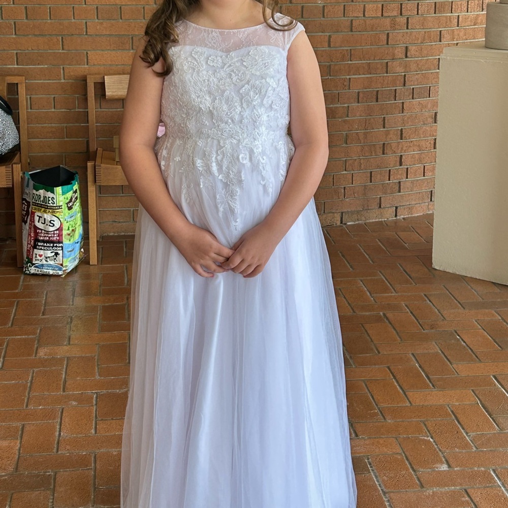 DAVID'S BRIDAL: Illusion and Tulle Flower Girl Dress